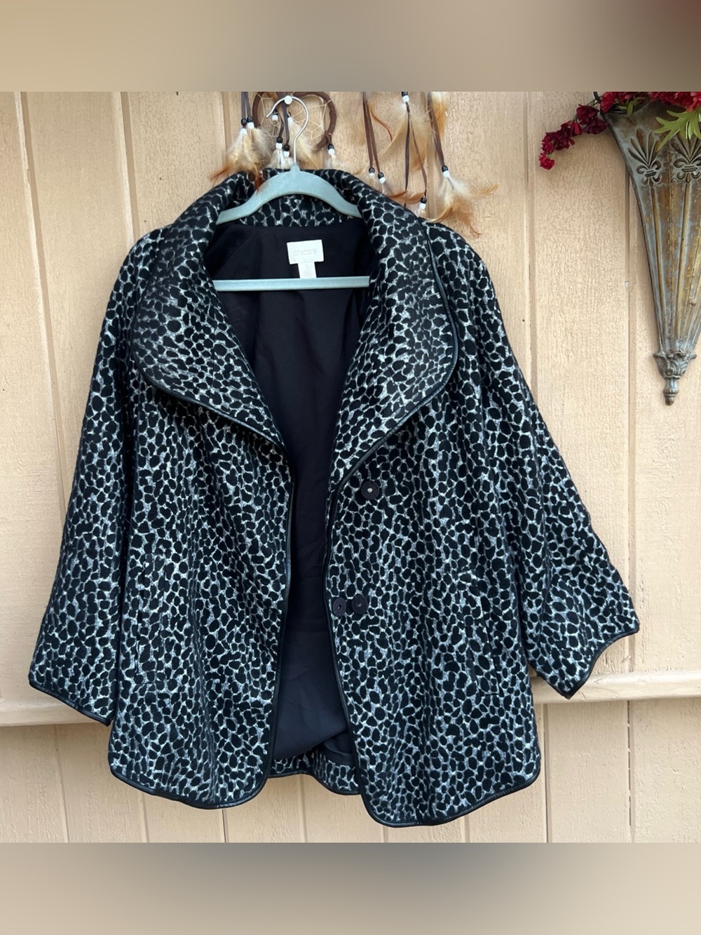 Chico’s Black Leopard Print Short Coat / Jacket Faux Leather Trim Size 3 or XL